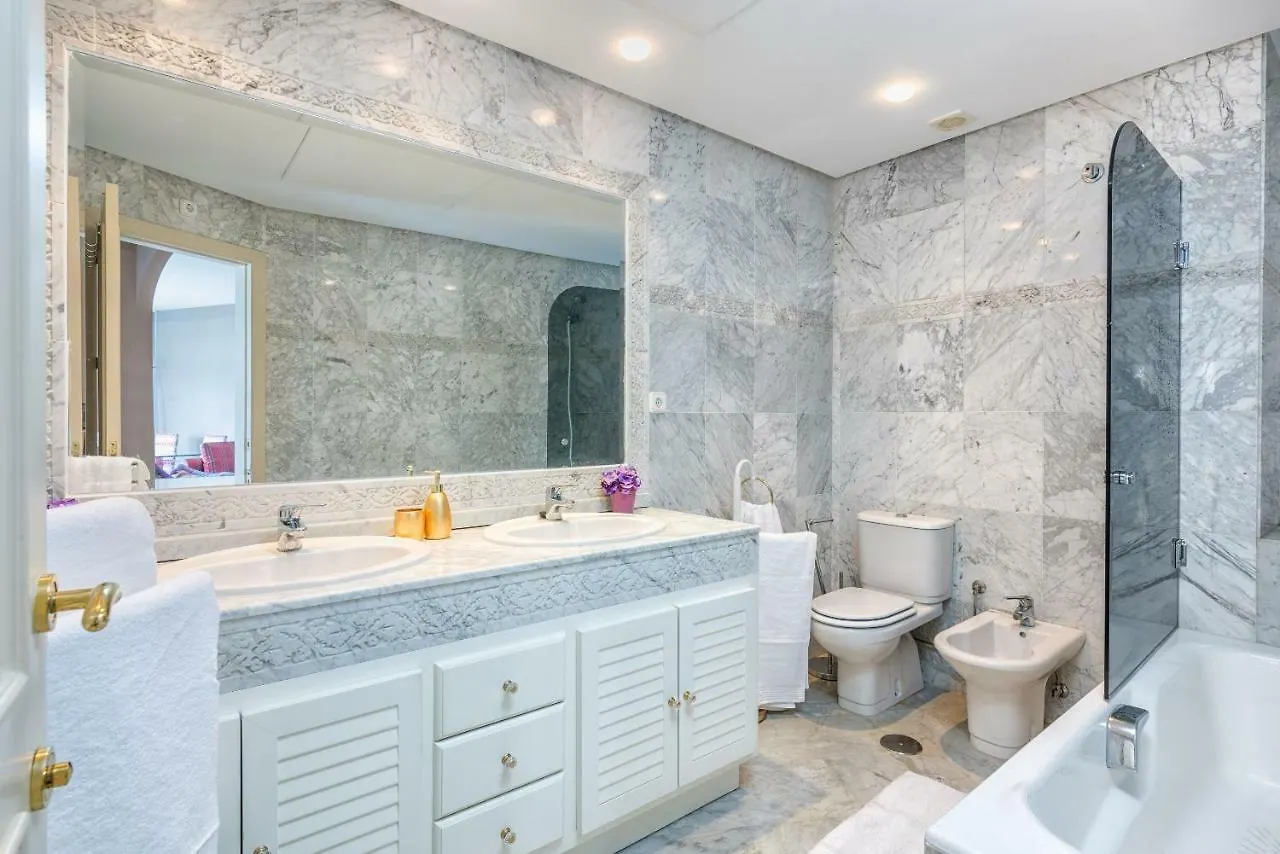 Wintowinrentals Luxury And Sea View Inside Puerto Marina Benalmádena 0*,